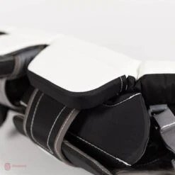 Warrior Ritual G4 Youth Goalie Leg Pads -Bauer Official Store warrior leg pads warrior ritual g4 youth goalie leg pads 4636674261058